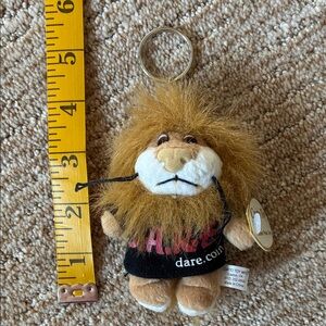 Lion DARE Darren Keychain with Black Shirt